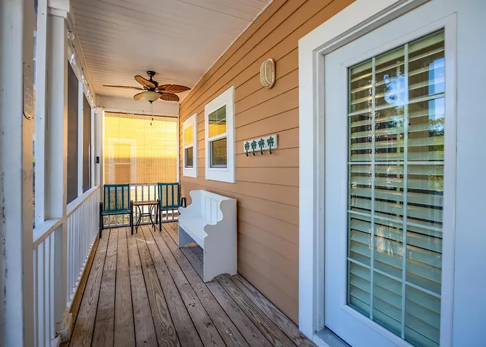 Dock Knocker 12b By Pkrm Apartment Pensacola